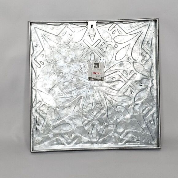 NEW Floral Embossed Distressed Metal Square Tile Wall Hanging Silver Gray 10" - Picture 2 of 2